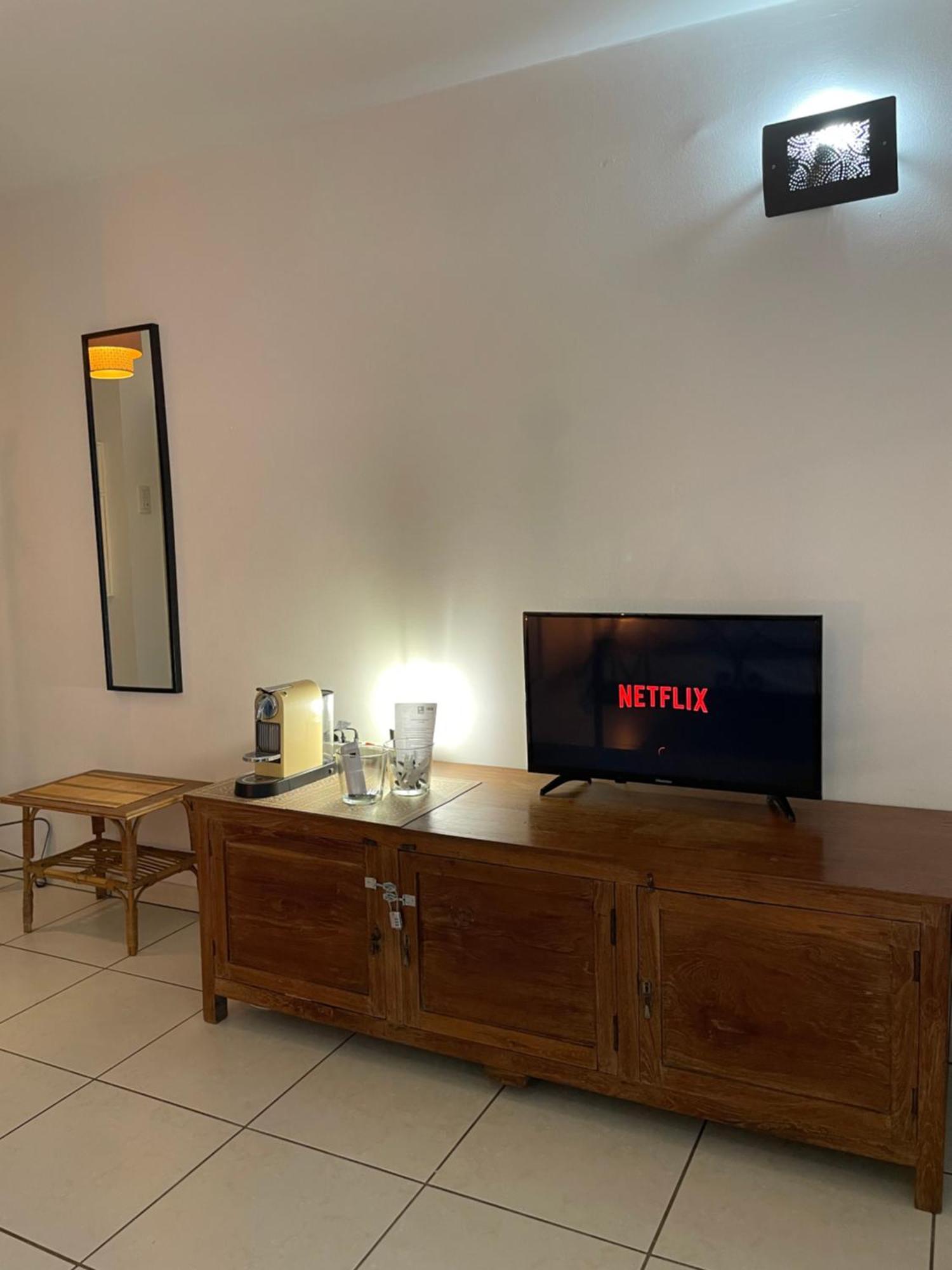 Prana Lodge Saint Gilles Les Bains 800 M De La Plage Luaran gambar